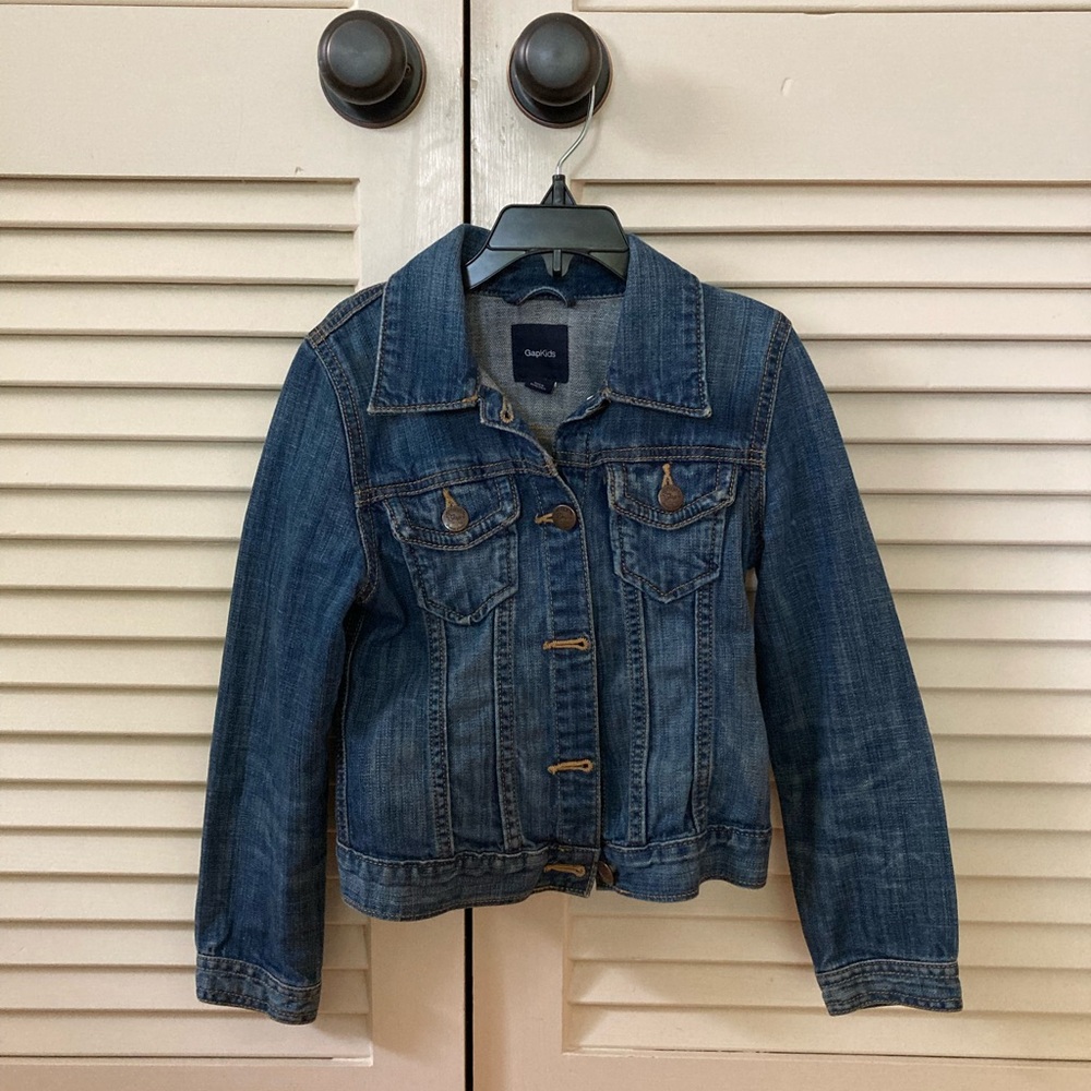 Gap Jean jacket size small